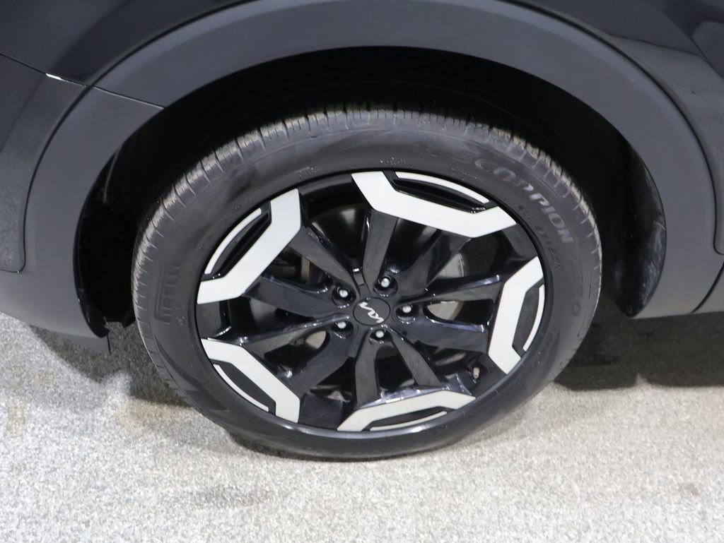 Used 2025 Kia Telluride S image 9