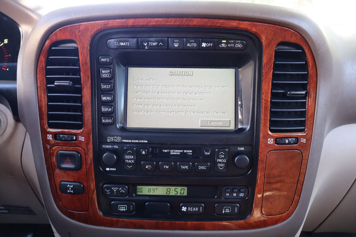 Used 2001 Lexus LX 470 4WD image 34