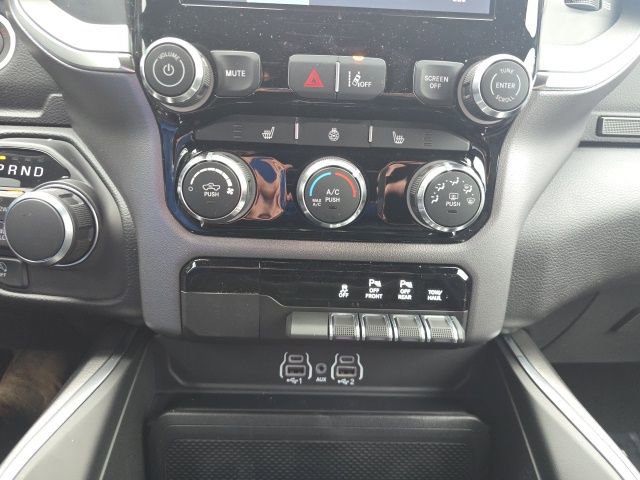 New 2026 RAM 1500 4x4 Crew Cab image 21