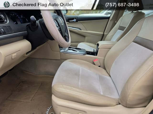 Used 2012 Toyota Camry XLE w/ Leather Pkg image 9