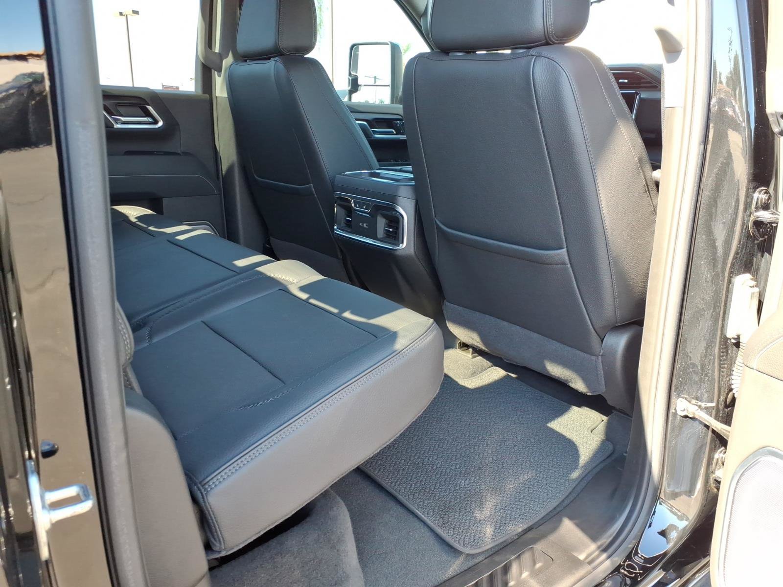 Used 2025 GMC Sierra 2500 Denali w/ Max Trailering Package AWD/4WD image 12