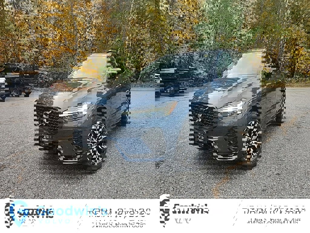 Certified 2025 Volvo XC60 B5 Core image 1