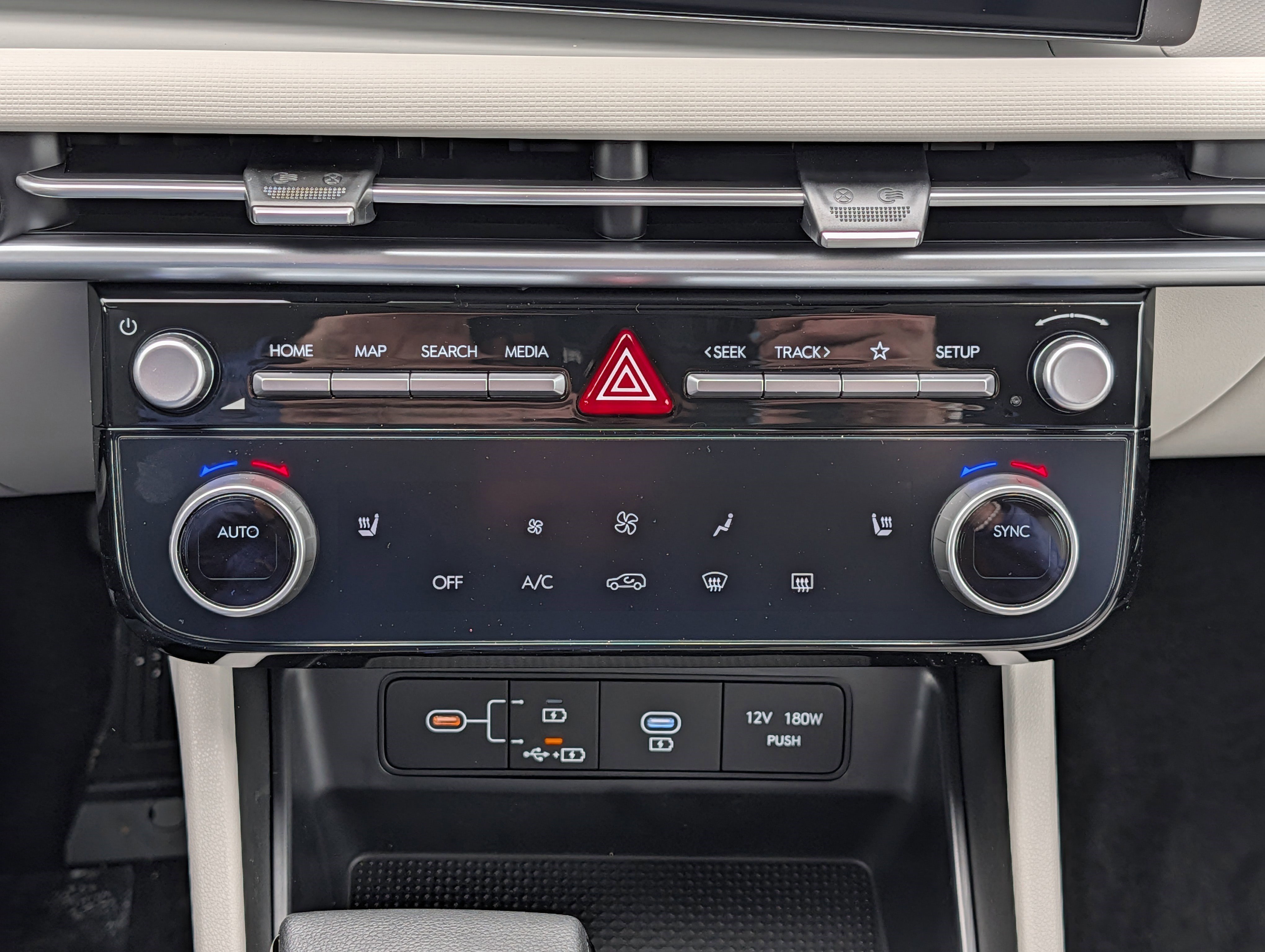 New 2026 Hyundai Tucson SEL image 15