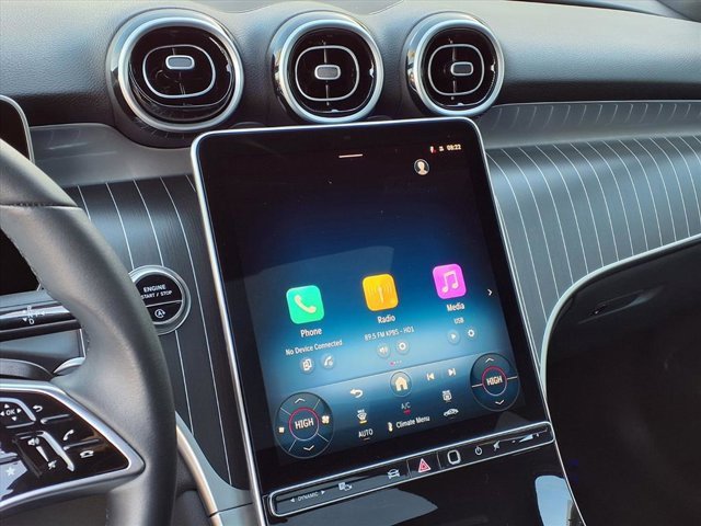 Used 2025 Mercedes-Benz GLC 300 image 5