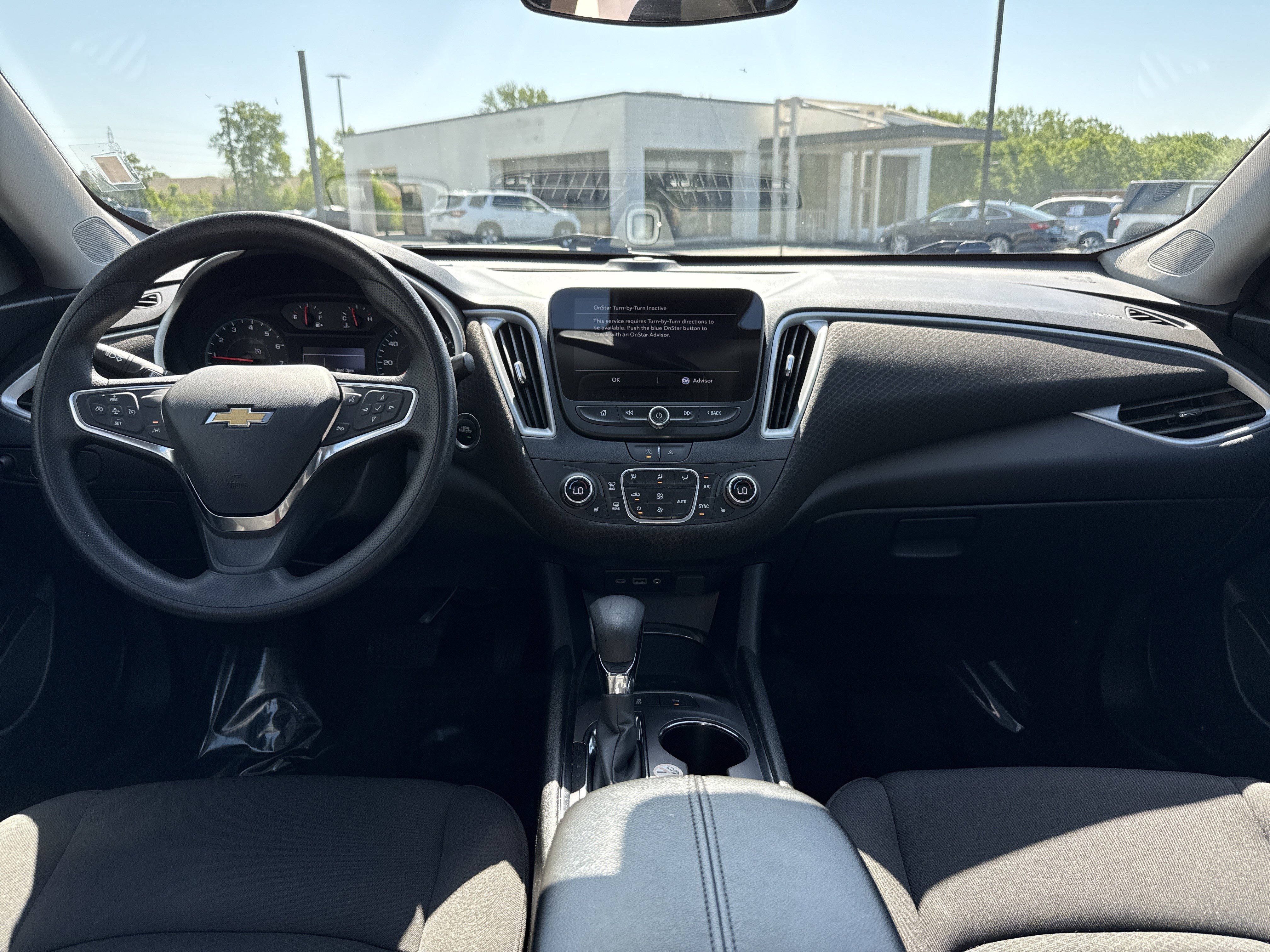 Used 2024 Chevrolet Malibu LT FWD image 29