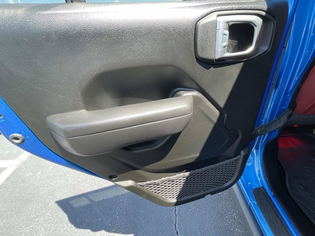 Used 2022 Jeep Wrangler Unlimited Sport AWD/4WD image 12