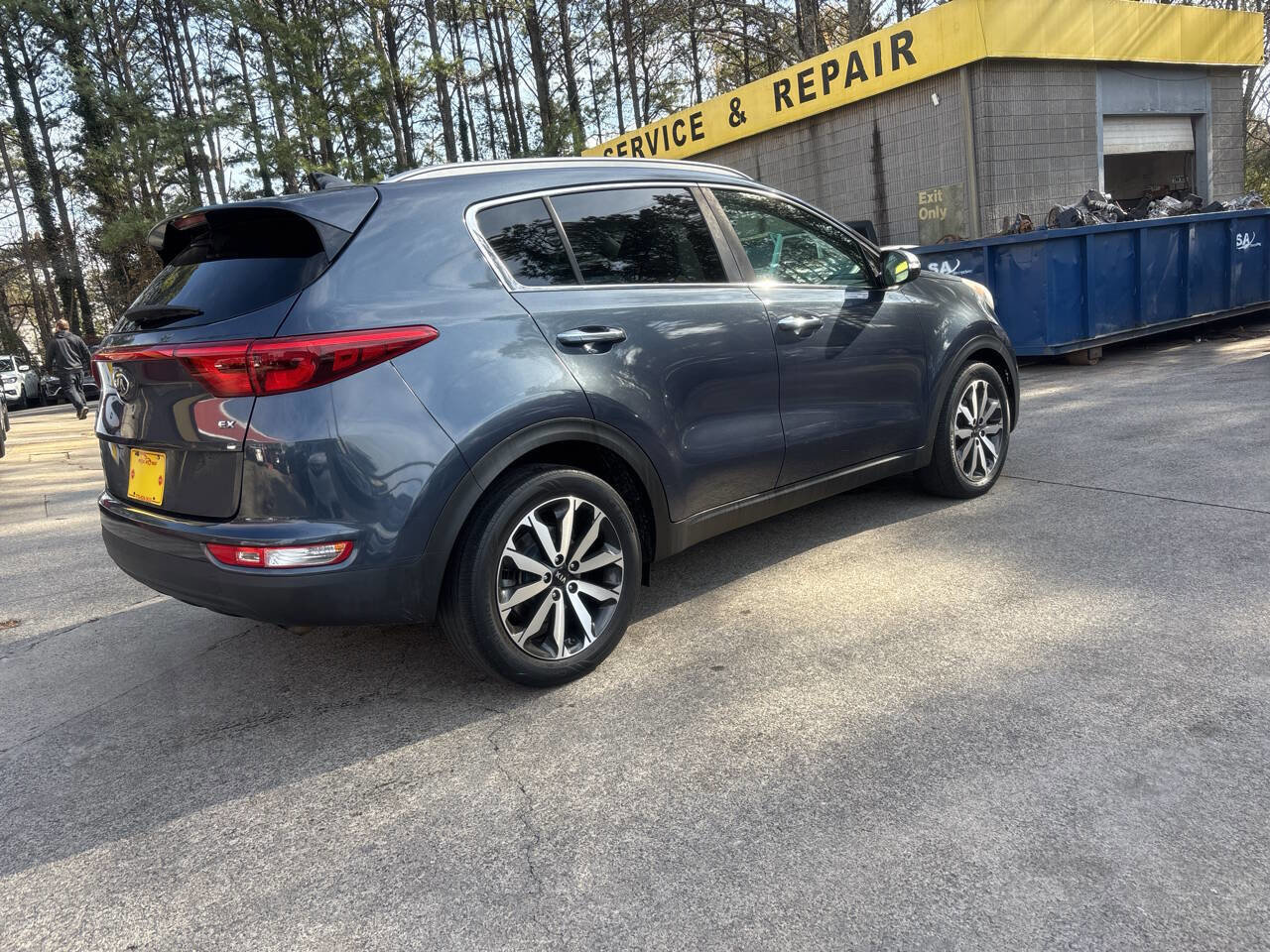 Used 2017 Kia Sportage EX w/ EX Premium Package image 4