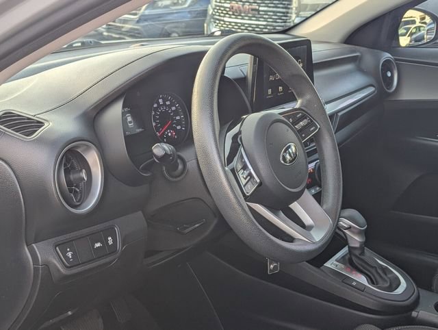 Used 2019 Kia Forte LXS image 11