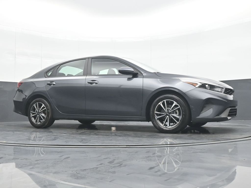 Used 2024 Kia Forte LXS image 31