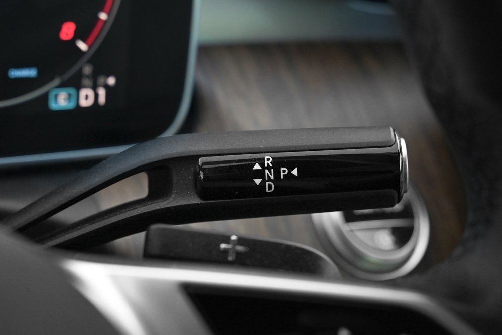 Used 2025 Mercedes-Benz C 300 Sedan image 40