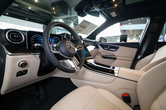 New 2026 Mercedes-Benz GLC 300 GLC 300 image 11