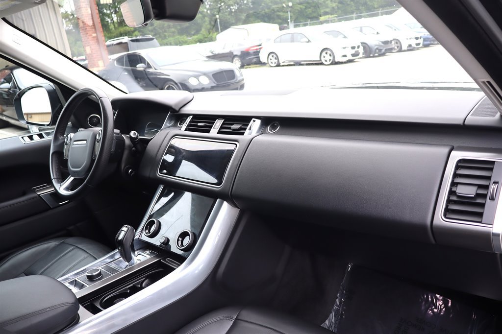 Used 2018 Land Rover Range Rover Sport SE AWD/4WD image 23