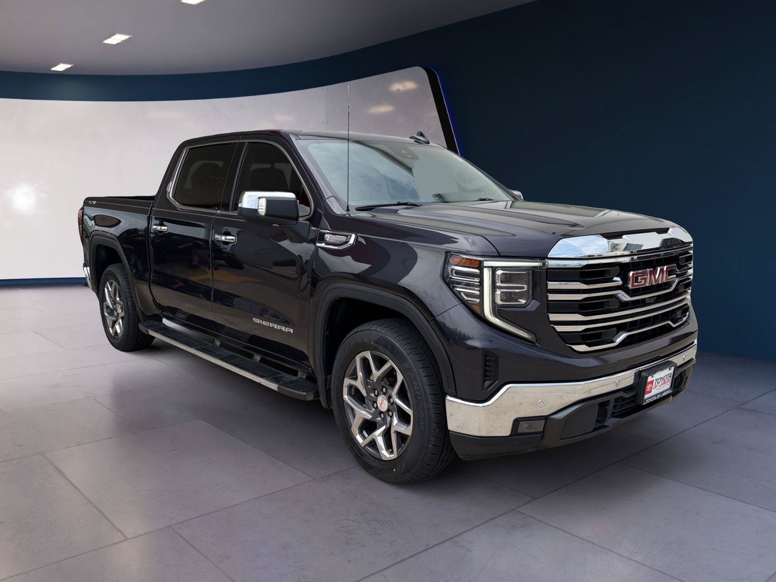 Used 2022 GMC Sierra 1500 SLT AWD/4WD image 7