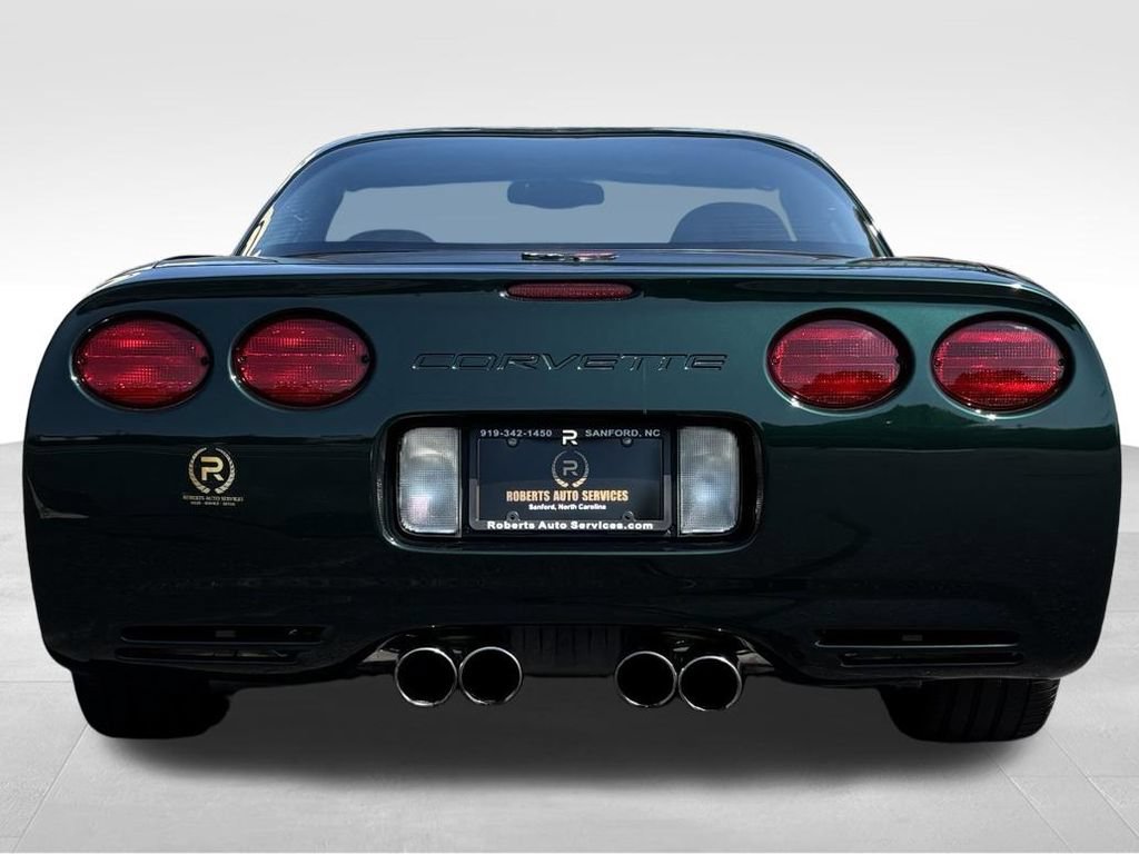 Used 2001 Chevrolet Corvette Coupe w/ Preferred Equipment Group1 RWD image 4