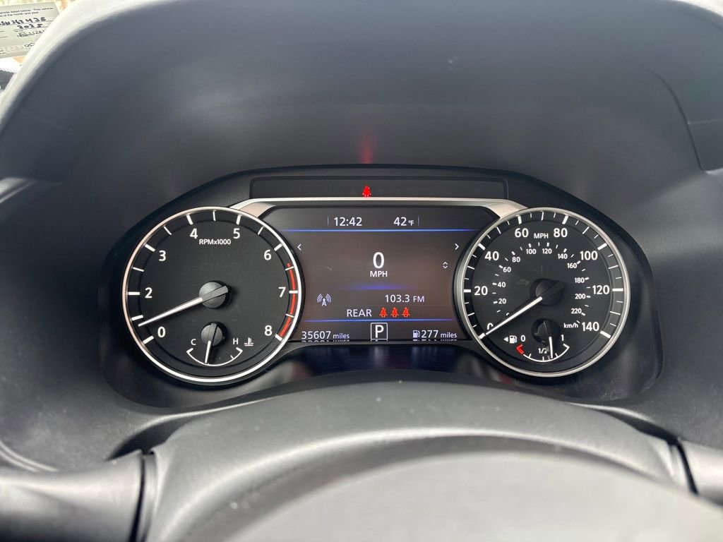 Used 2025 Nissan Altima 2.5 SV image 34