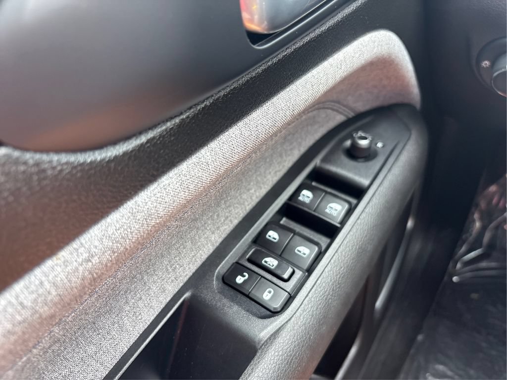 Used 2024 Jeep Compass Latitude AWD/4WD image 38