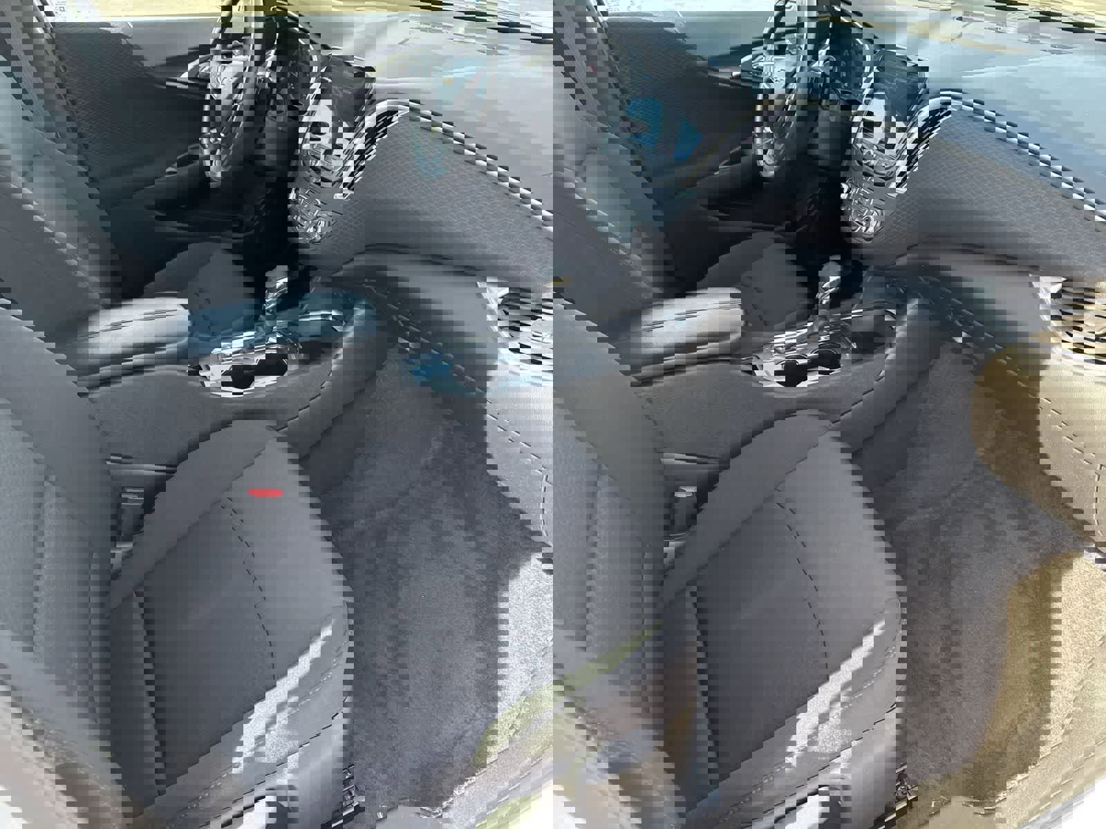 Used 2024 Chevrolet Malibu LT image 11