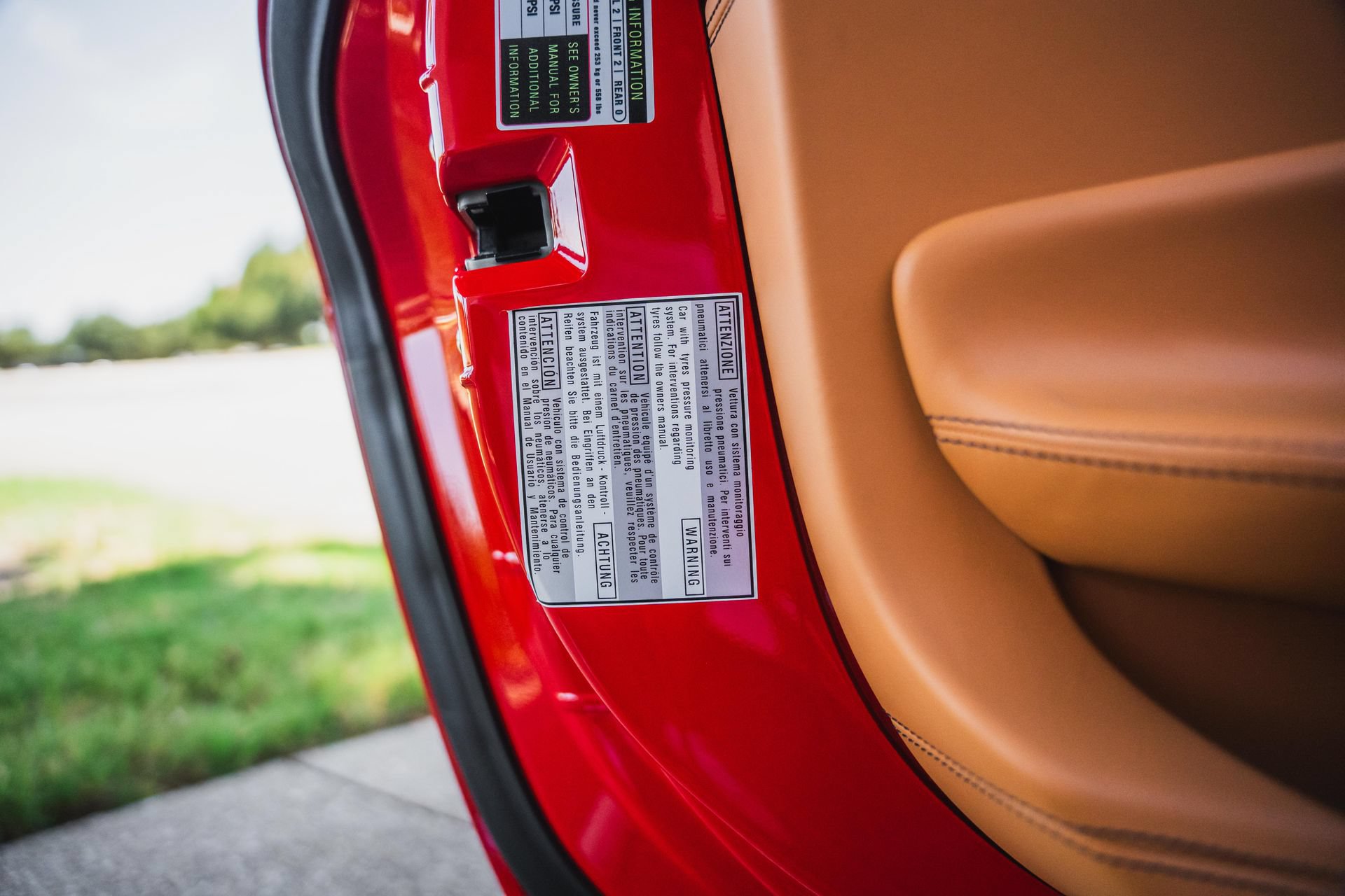 Used 2021 Ferrari F8 Tributo RWD image 59