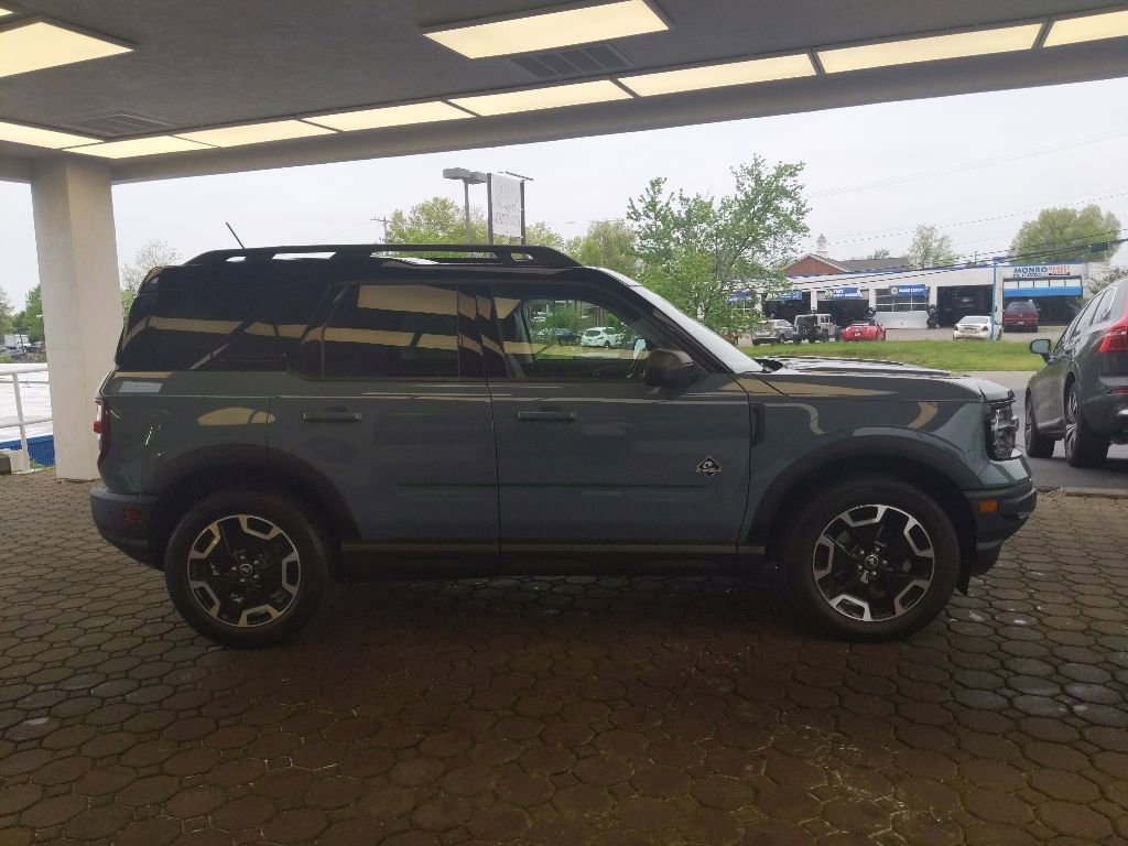 Used 2022 Ford Bronco Sport Outer Banks w/ Tech Package AWD/4WD image 5