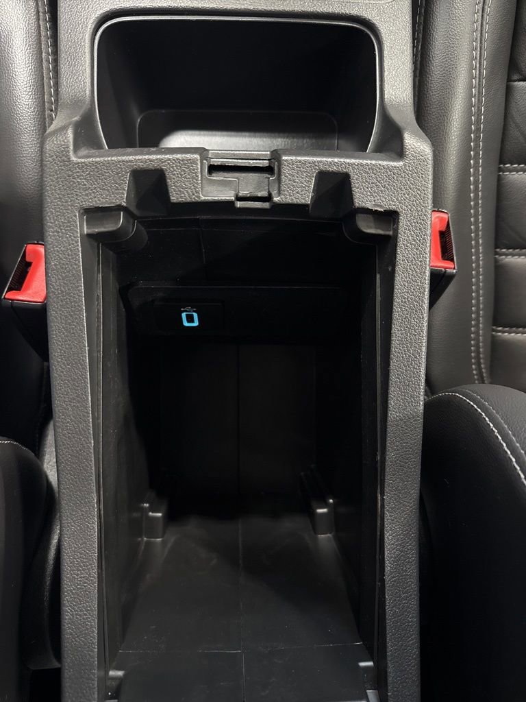 Used 2019 Ford Escape Titanium AWD/4WD image 27