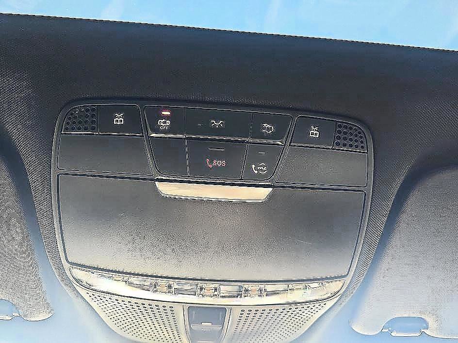 Used 2022 Mercedes-Benz GLC 300 image 25