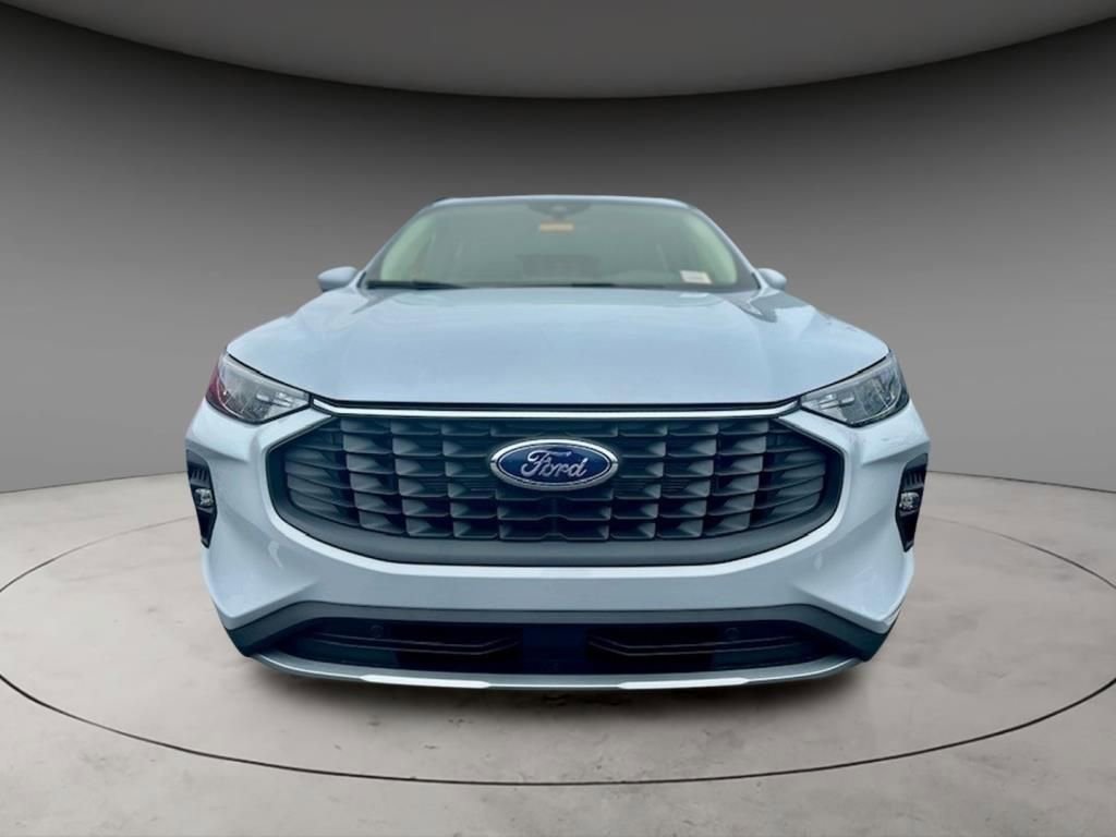 New 2025 Ford Escape SE image 2