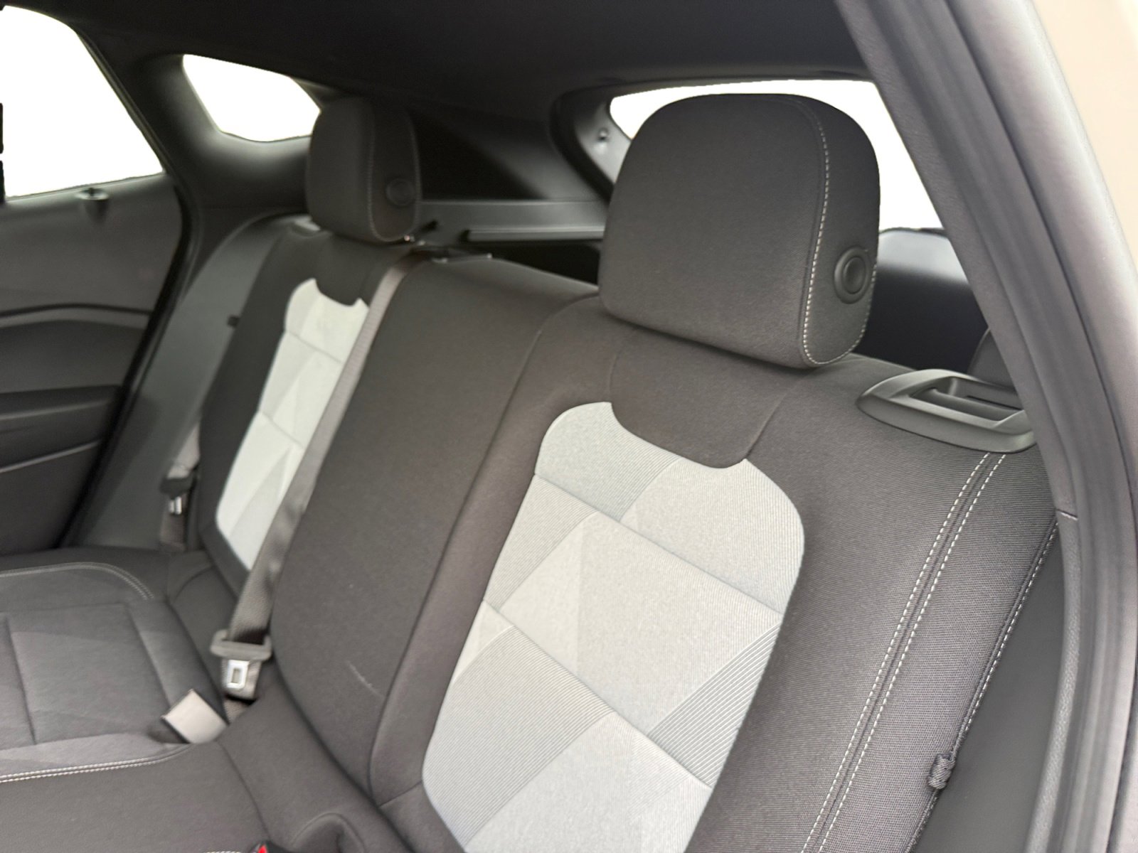 New 2026 Chevrolet Trax RS w/ Driver Confidence Package image 16