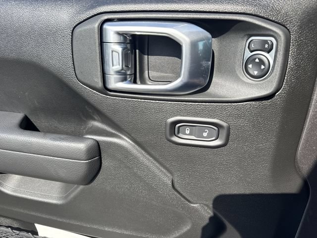 New 2026 Jeep Gladiator Sport AWD/4WD image 33