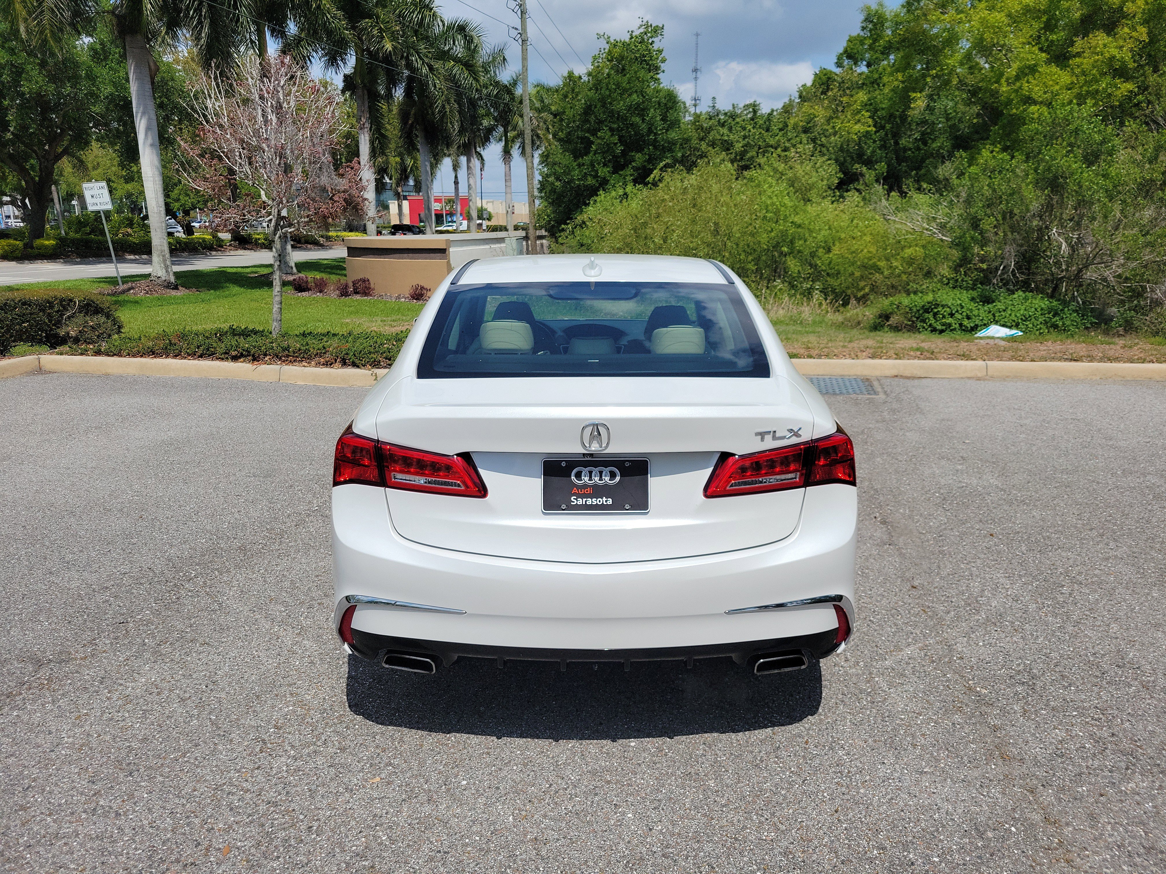 Used 2020 Acura TLX V6 w/ Technology Package image 5