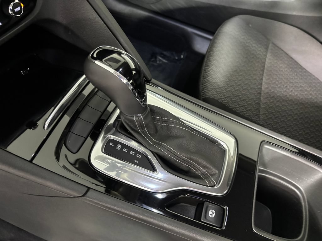 Used 2019 Buick Regal Preferred w/ Driver Confidence Package I FWD image 25