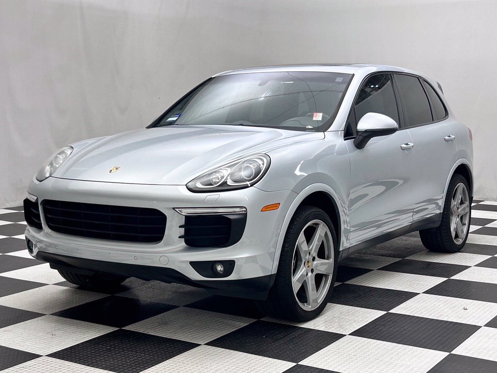 Used 2018 Porsche Cayenne Platinum Edition AWD/4WD image 4