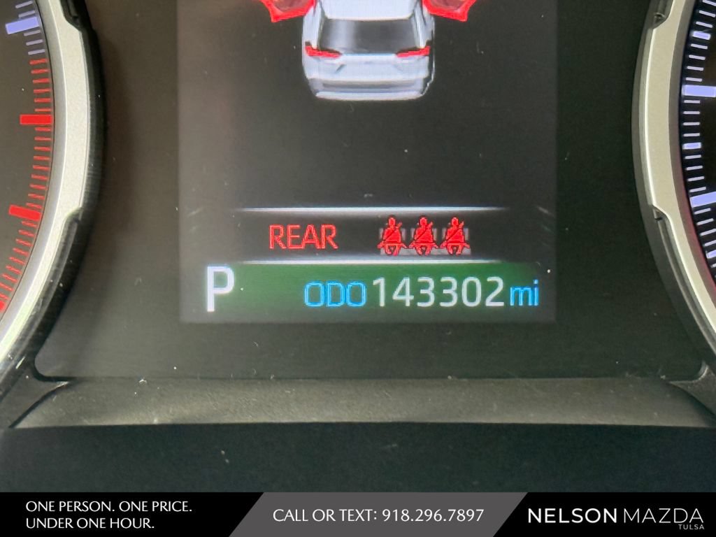 Used 2020 Toyota RAV4 XLE FWD image 28