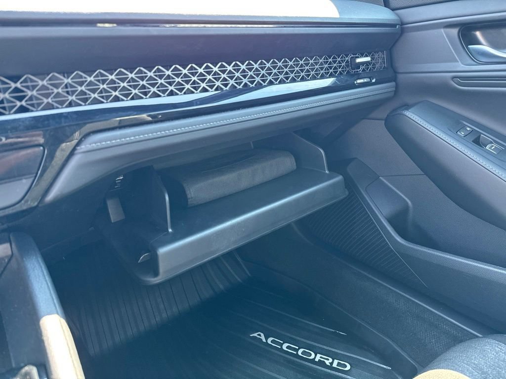 Used 2024 Honda Accord Sport image 25