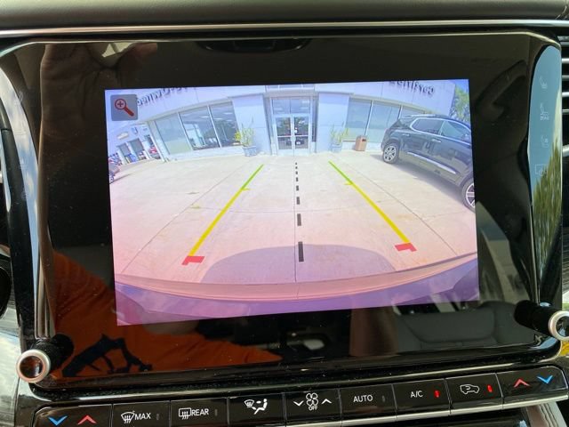 Used 2022 Jeep Wagoneer Series II AWD/4WD image 22