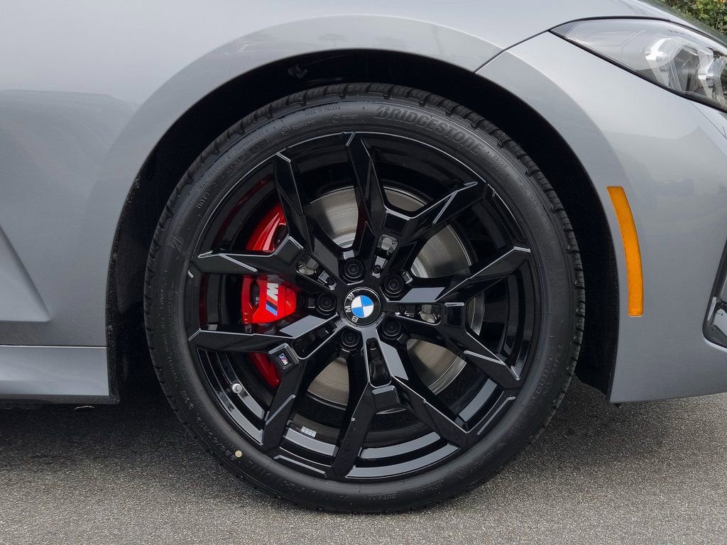 New 2026 BMW 330i Sedan w/ M Sport Package image 9