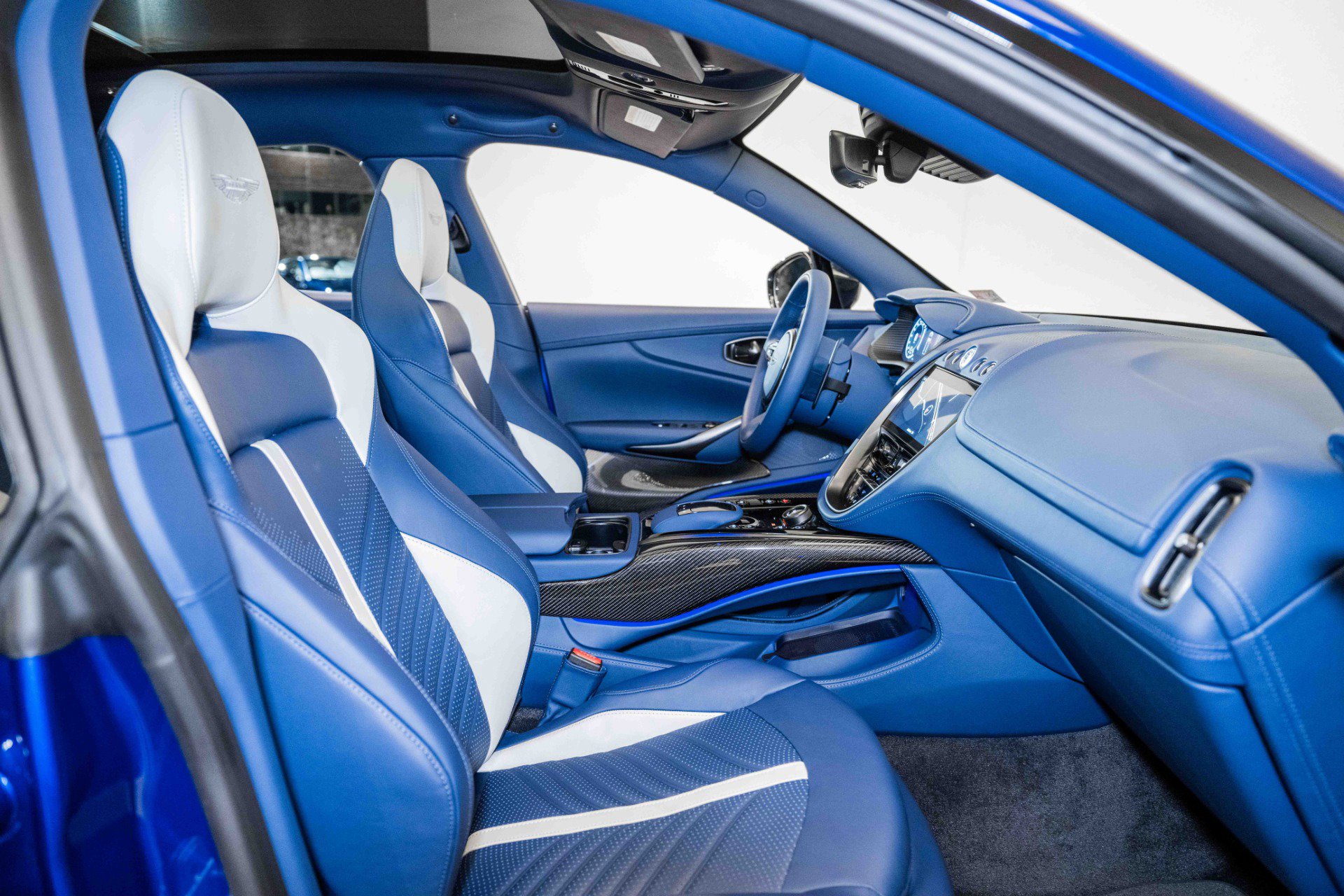 Used 2024 Aston Martin DBX 707 image 20