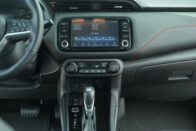 Used 2021 Nissan Kicks SR w/ SR Premium Package FWD image 28