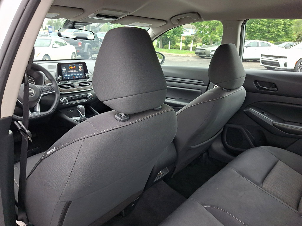 Used 2024 Nissan Altima 2.5 SV FWD image 21