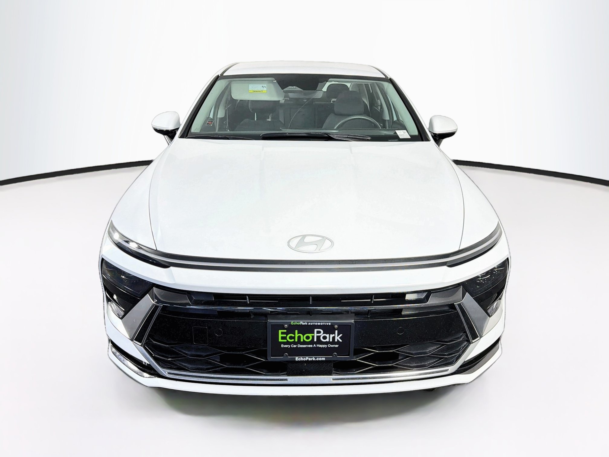Used 2025 Hyundai Sonata SEL FWD image 2
