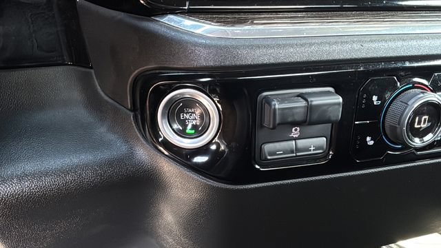 Used 2024 Chevrolet Silverado 2500 LT w/ Convenience Package AWD/4WD image 29