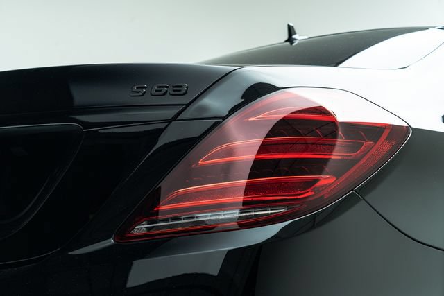 Used 2020 Mercedes-Benz S 63 AMG 4MATIC Sedan w/ Warmth & Comfort Package image 15