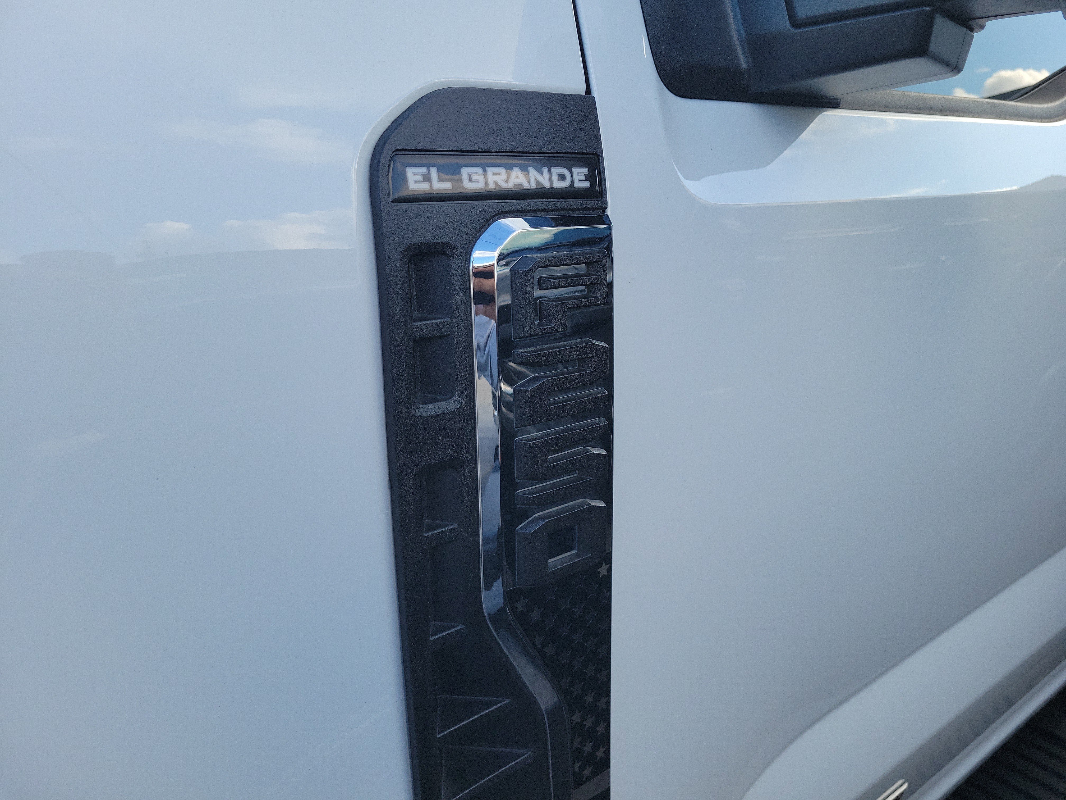 Used 2024 Ford F250 XLT AWD/4WD image 7