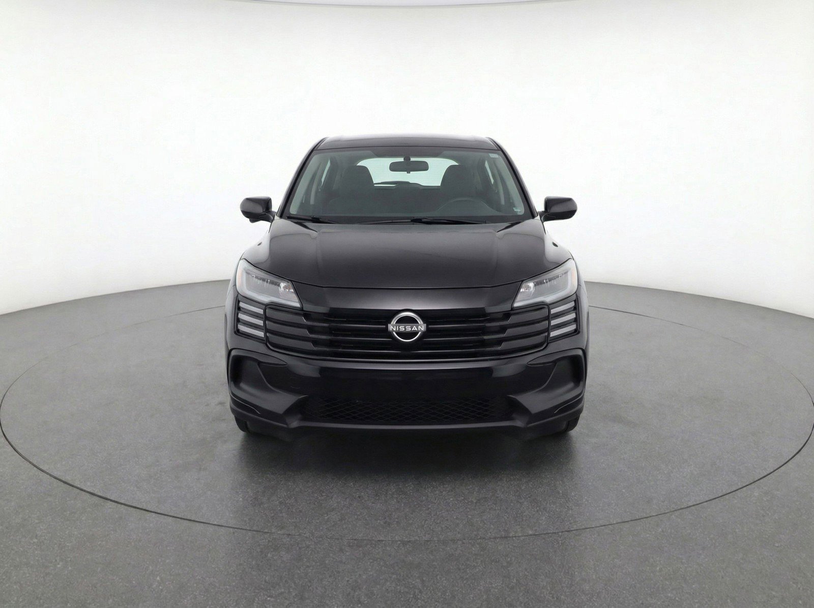 Used 2025 Nissan Kicks SV image 2