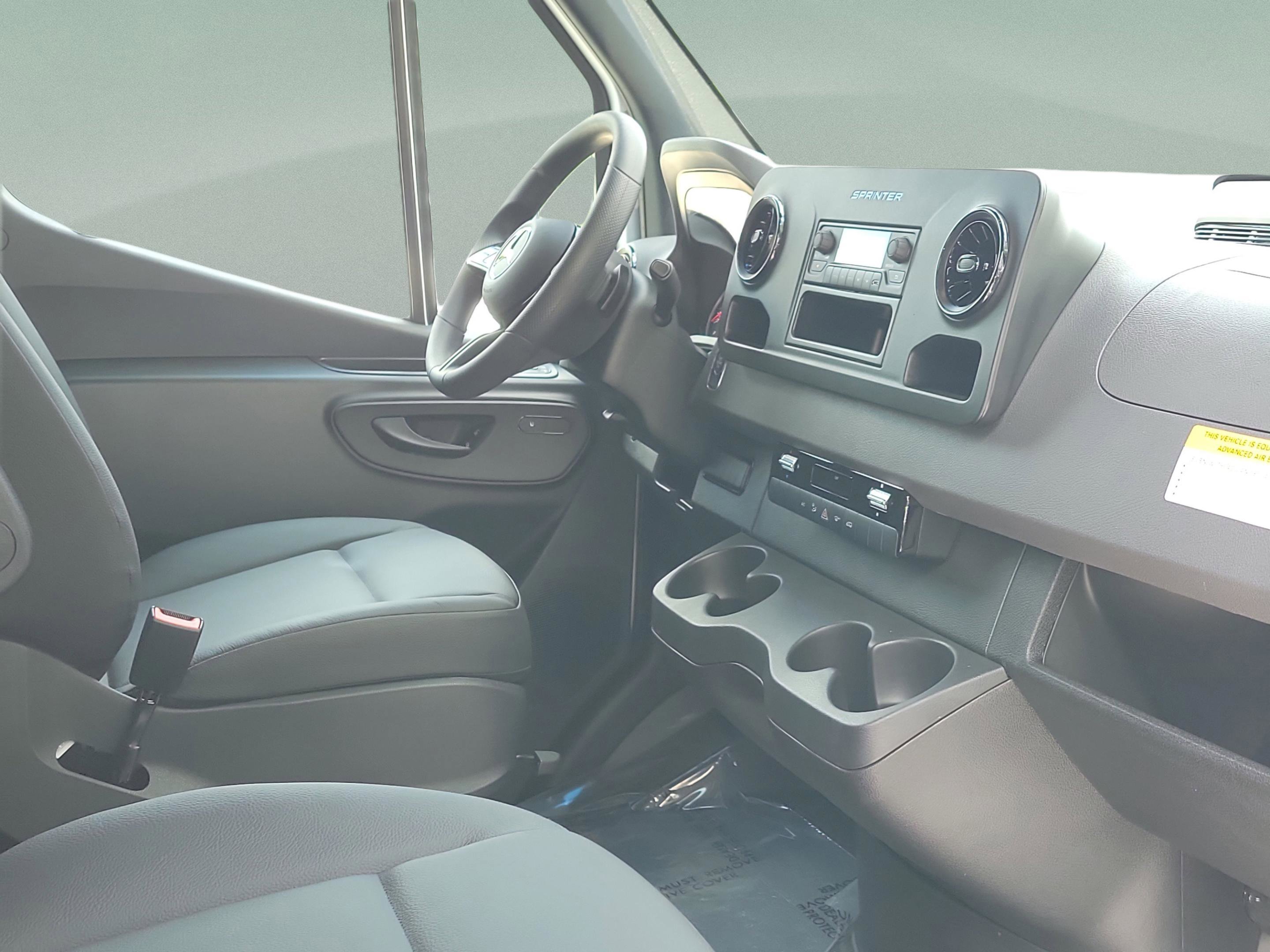 New 2025 Mercedes-Benz Sprinter 2500 image 8