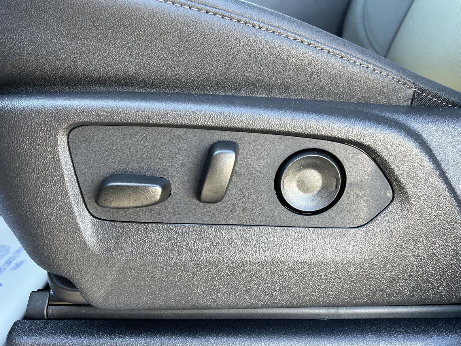 New 2026 GMC Sierra 1500 SLT w/ SLT Premium Plus Package image 23