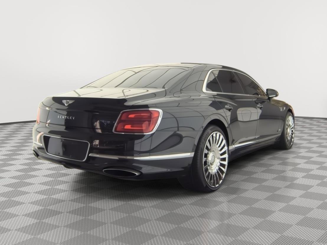 Used 2022 Bentley Flying Spur W12 AWD/4WD image 2
