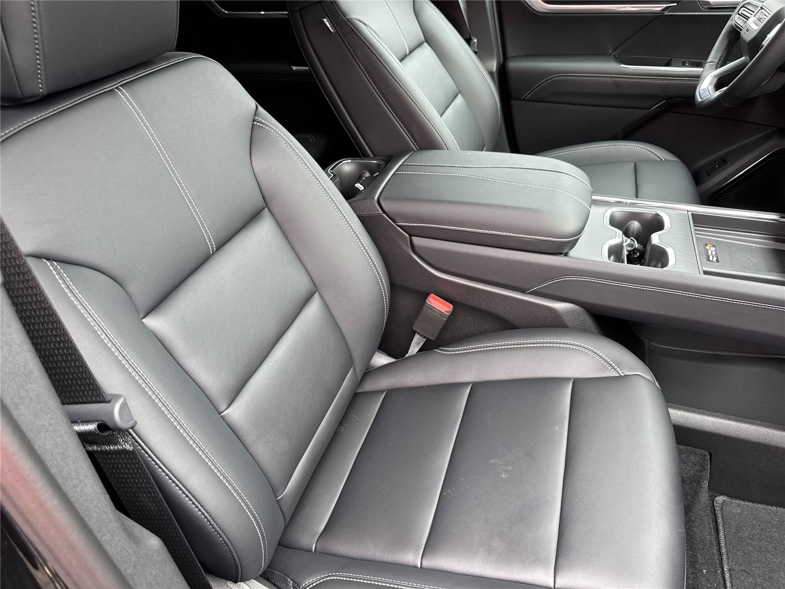 New 2026 GMC Acadia Elevation w/ Elevation Premium Package FWD image 36