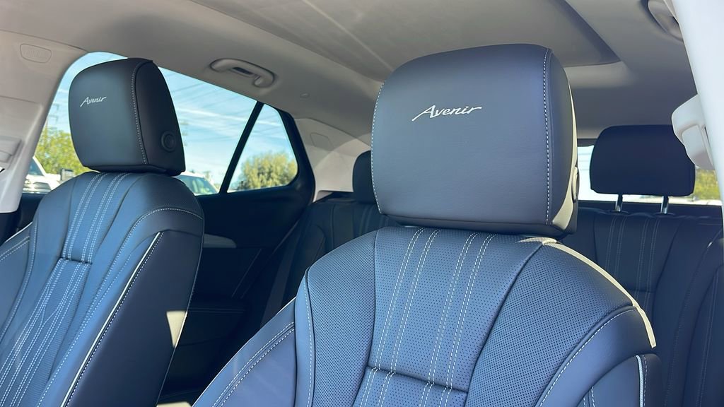 New 2026 Buick Envision Avenir image 12