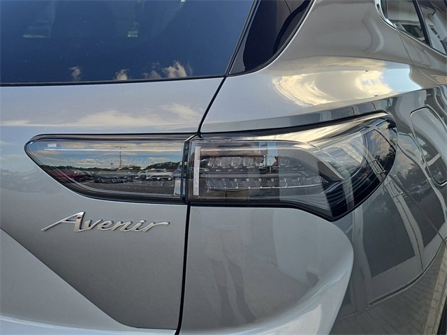 New 2026 Buick Envision Avenir image 8