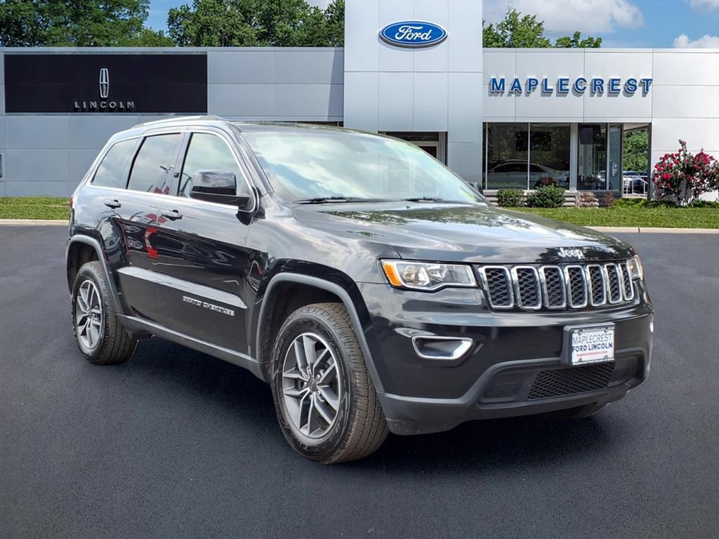 Used 2019 Jeep Grand Cherokee Laredo w/ Laredo X Package